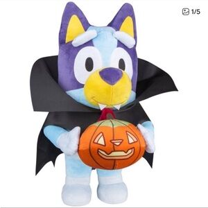 🦋Disney Bluey in Vampire Costume
Halloween Greeter plush toy